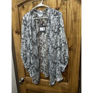 Zoa‎ Women's Animal Print Cardigan Size M NWT